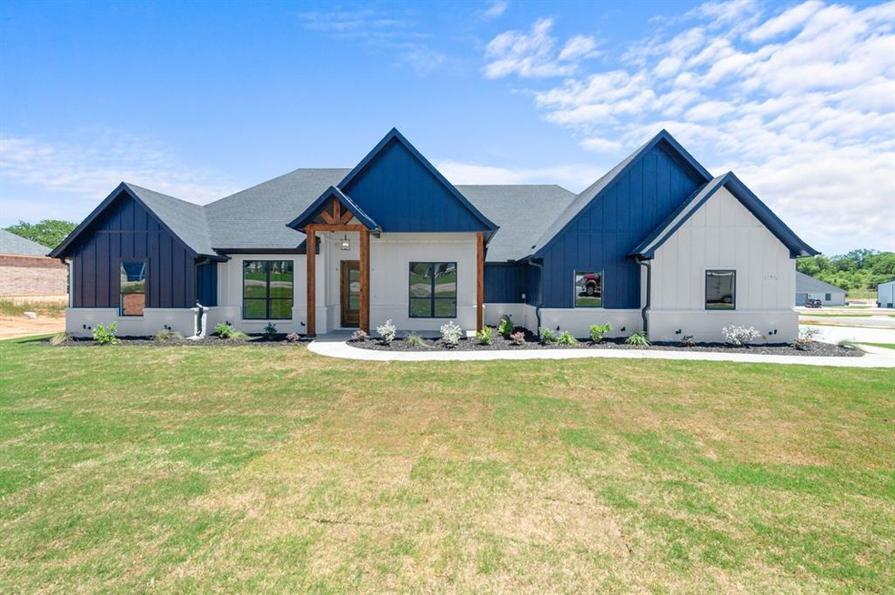 1175 Horizon Trace Dr, Boyd, TX 76023 - photo 1