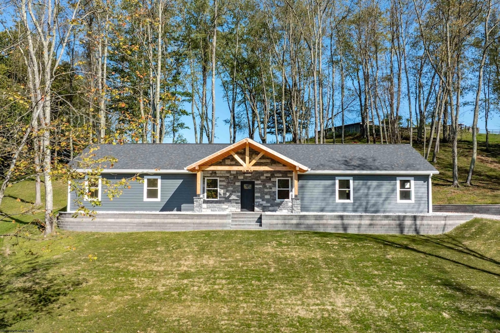 8 Wapiti Ln, Morgantown, WV 26501 - photo 1