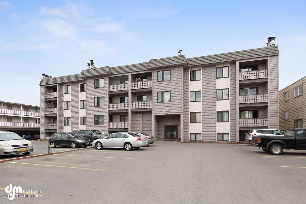 Exterior Front_KI_26-SMALL