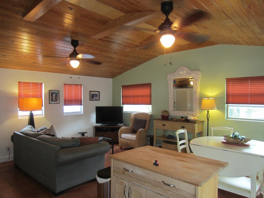 Open Living, Dining an Kitchen
