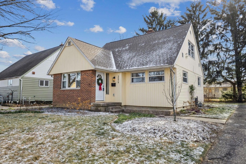 8-web-or-mls-3579-seabrook-ave