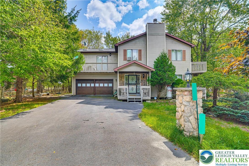 7901 Sleepy Hollow Dr, Tobyhanna, PA 18466 - photo 1