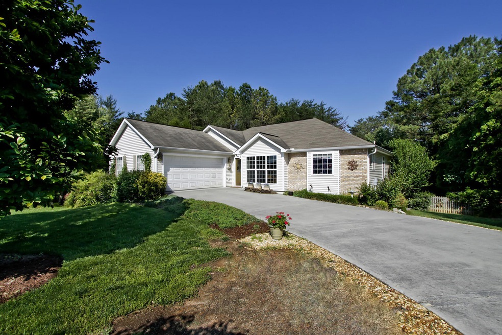 315 Gadusi Ln, Loudon, TN 37774 - photo 1