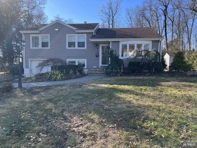 158 Morningside Rd, Paramus, NJ 07652 - photo 1