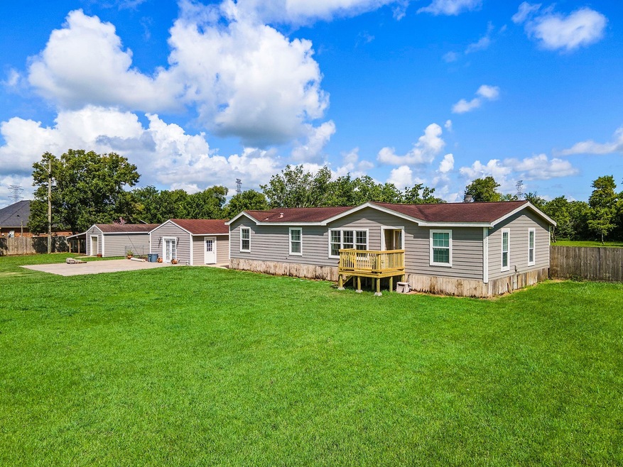 6410 County Road 390, Alvin, TX 77511 - photo 1