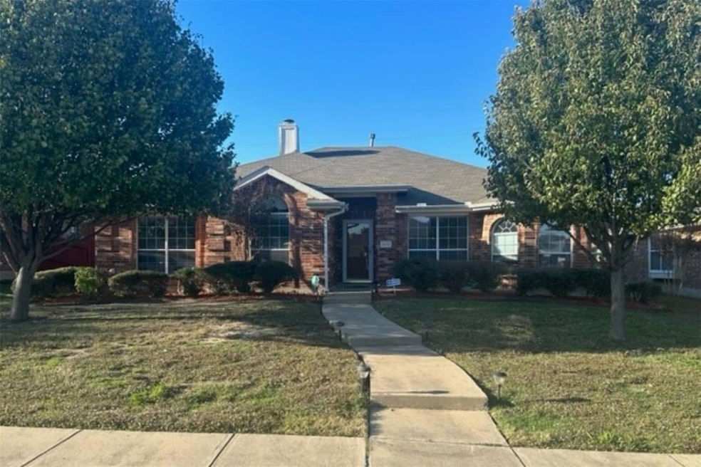 beautiful curb appeal