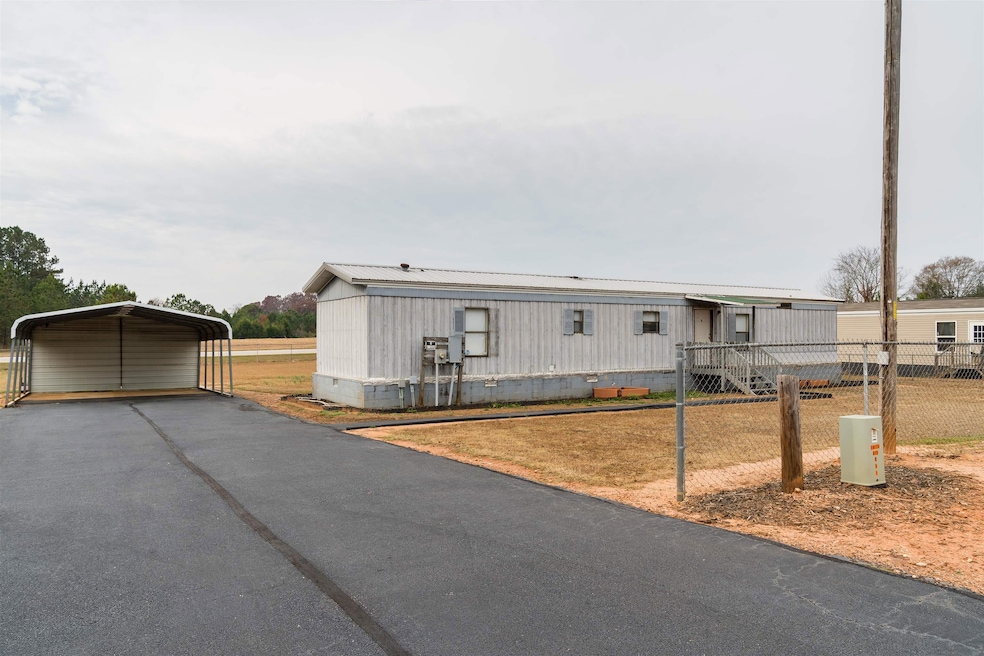 490 Buncombe Rd, Enoree, SC 29335 - photo 1