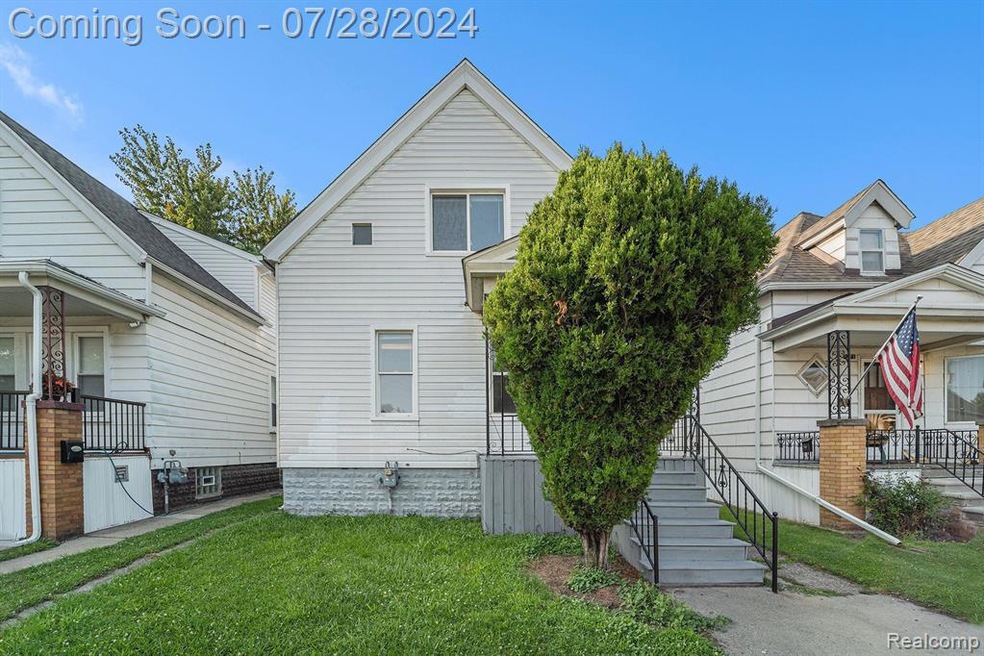 2265 Norwalk St, HamtraMcK, MI 48212 - photo 1