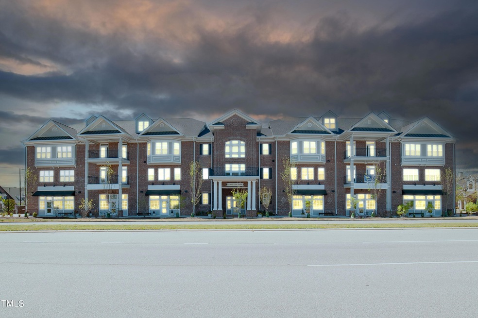 1200 Gathering Park Cir unit 301, Cary, NC 27519 - photo 1