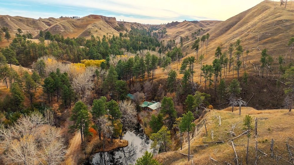 909 W Ash Creek Rd, Crawford, NE 69339 - photo 1
