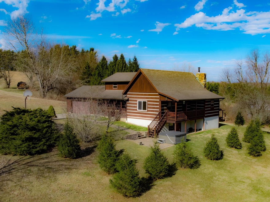 30180 Lynn Dr, Logan, OH 43138 - photo 1