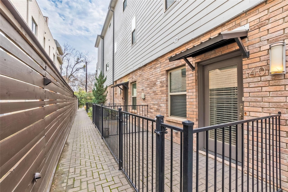 6051 Ross Ave unit 140, Dallas, TX 75206 - photo 1