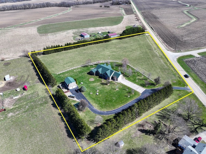 3402 S Paw Rd, Paw Paw, IL 61353 - photo 1