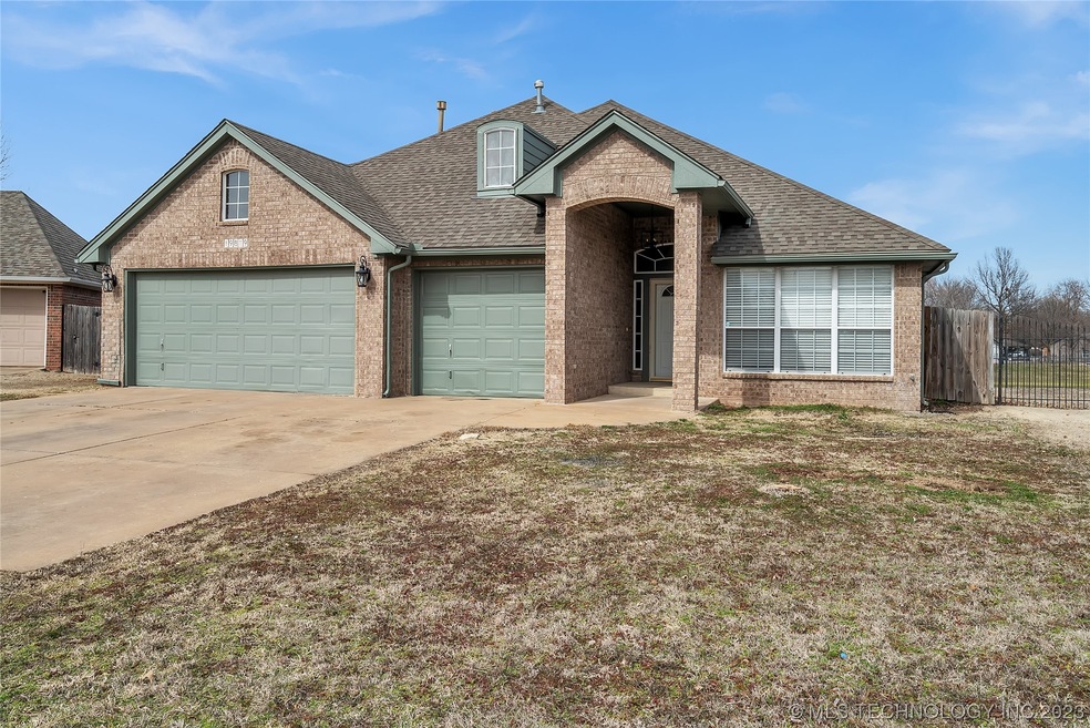 19819 E 43rd Ct S, Broken Arrow, OK 74014 - photo 1