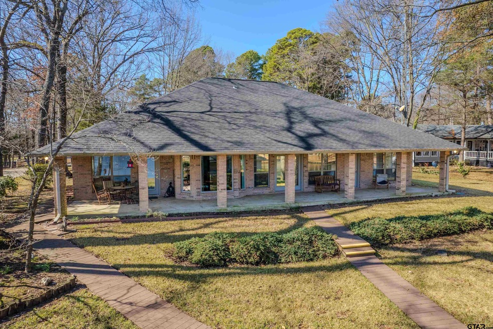 For Sale $995,000