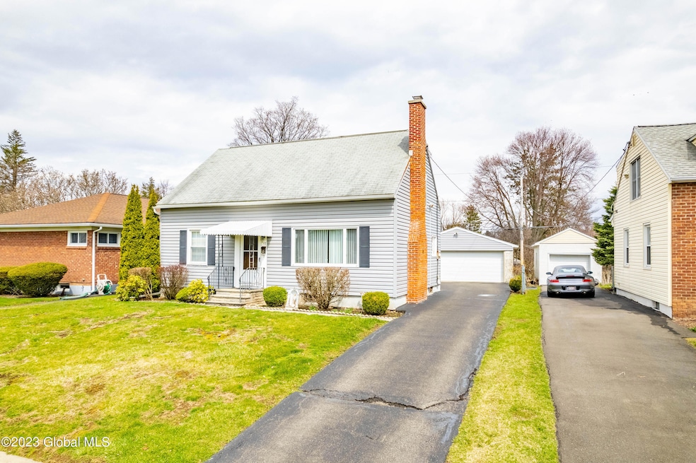 417 Hackett Blvd, Albany, NY 12208