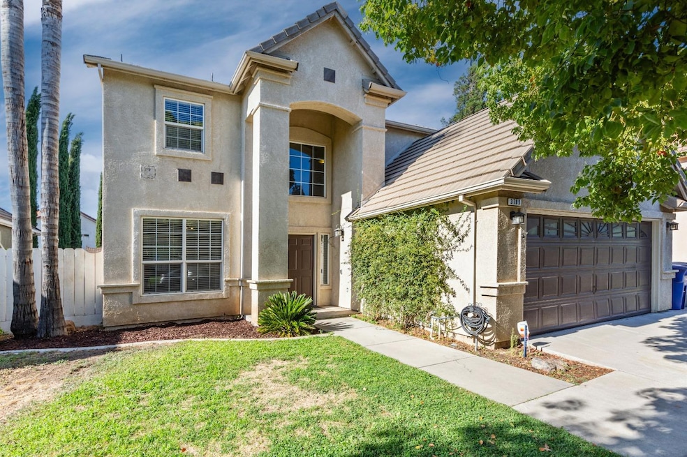 Sold $472,500 • Co-Listing Agent