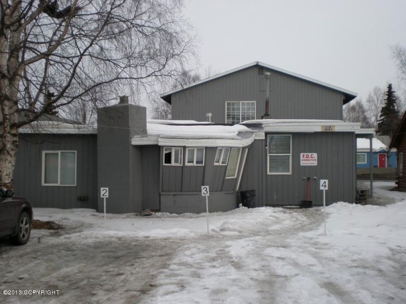 K1310Ingra Parking Area