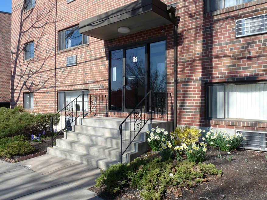 12 Riverside St unit 3-3, Watertown, MA 02472 - photo 1