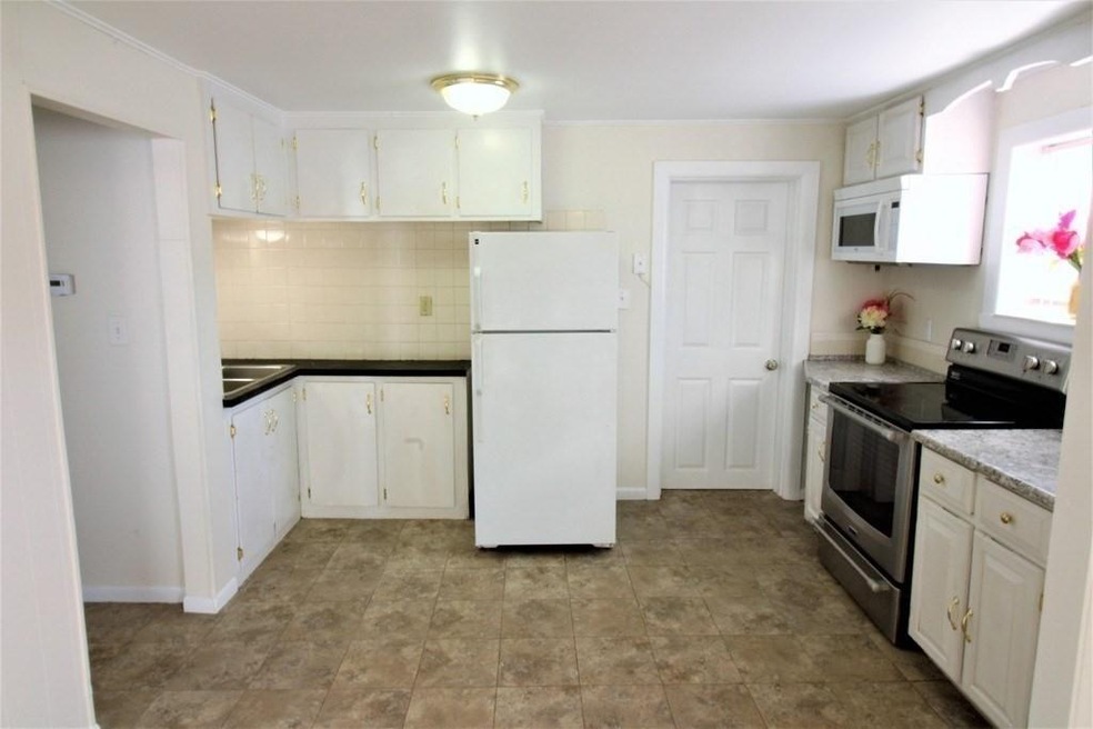 57 Washington St unit 3, Franklin, MA 02038 - photo 1