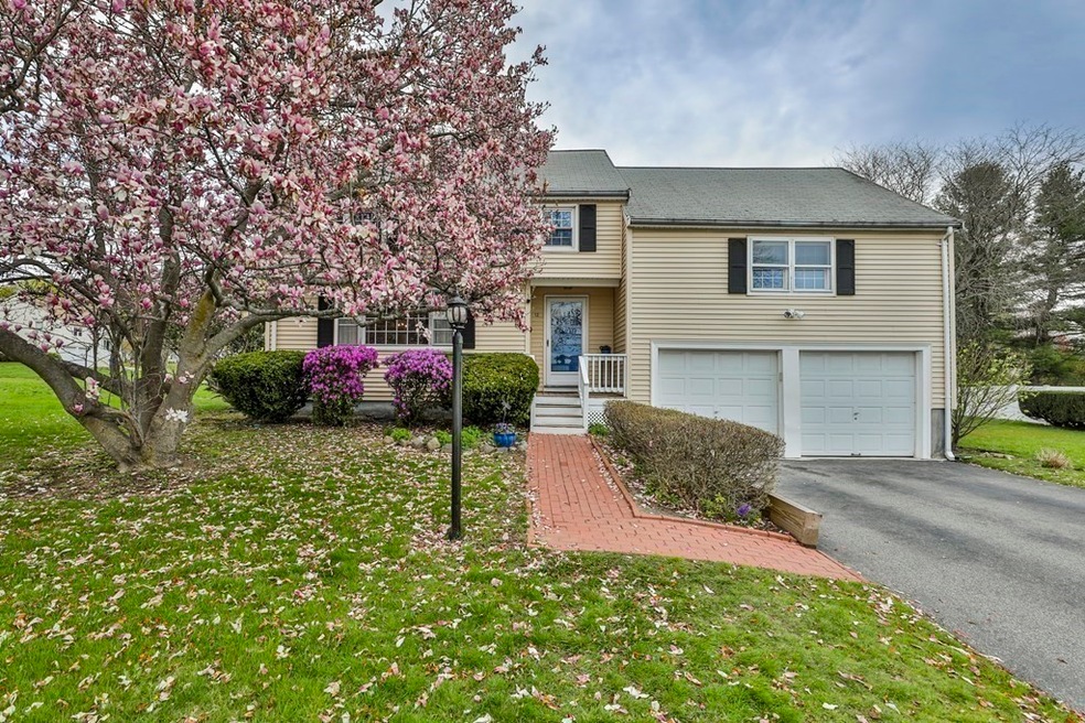 12 Watson Pkwy, Danvers, MA 01923 - photo 1