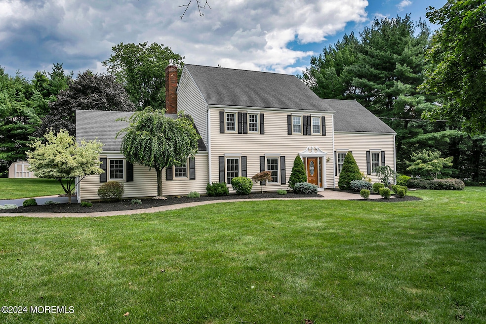 81 Maple Dr Colts Neck NJ 07722 USA-003-