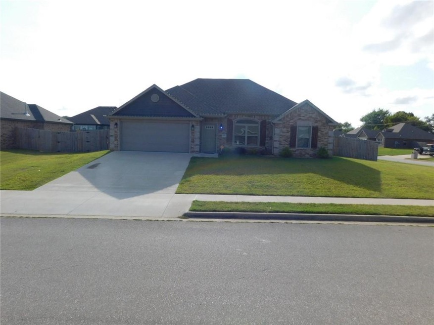 761 Sundowner Ranch Ave, Prairie Grove, AR 72753 - photo 1