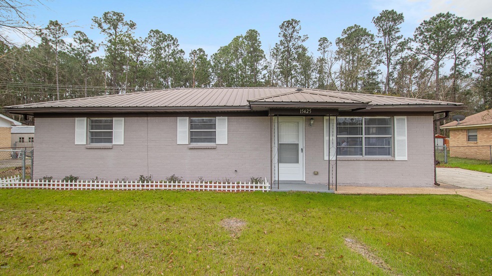 15425 Waycross-122