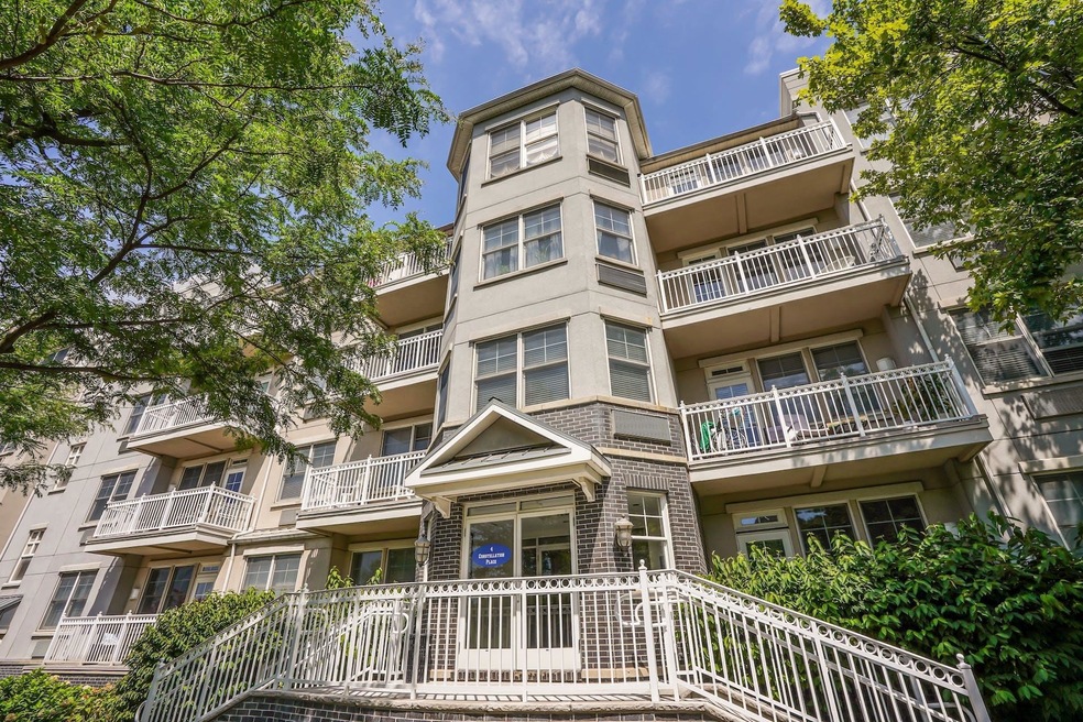 4 Constellation Place unit 108, Jersey City, NJ 07305 - photo 1