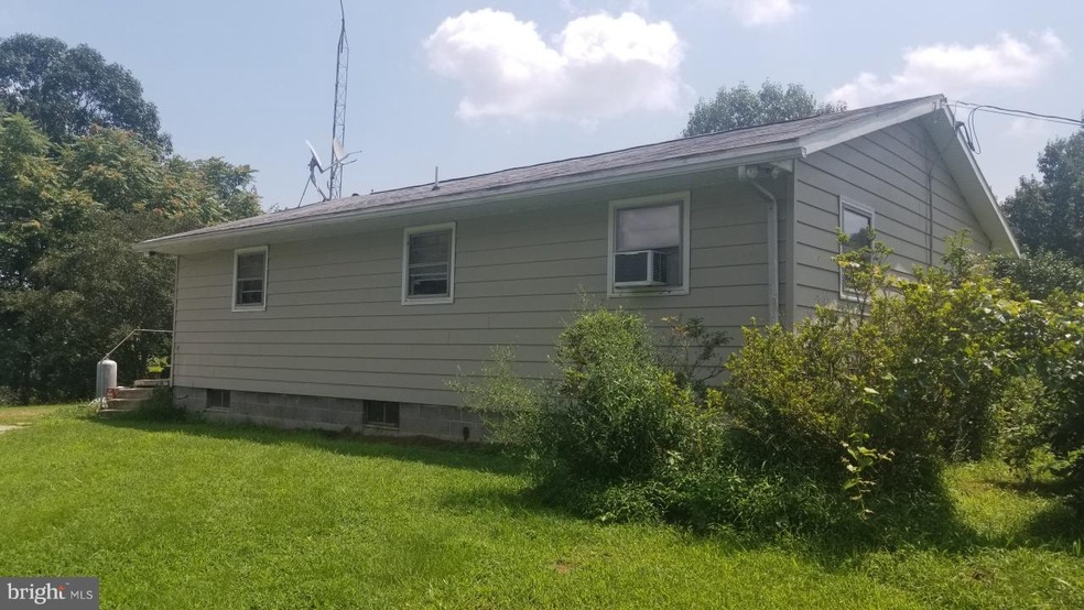 272 Culp Rd, Berkeley Springs, WV 25411 - photo 1
