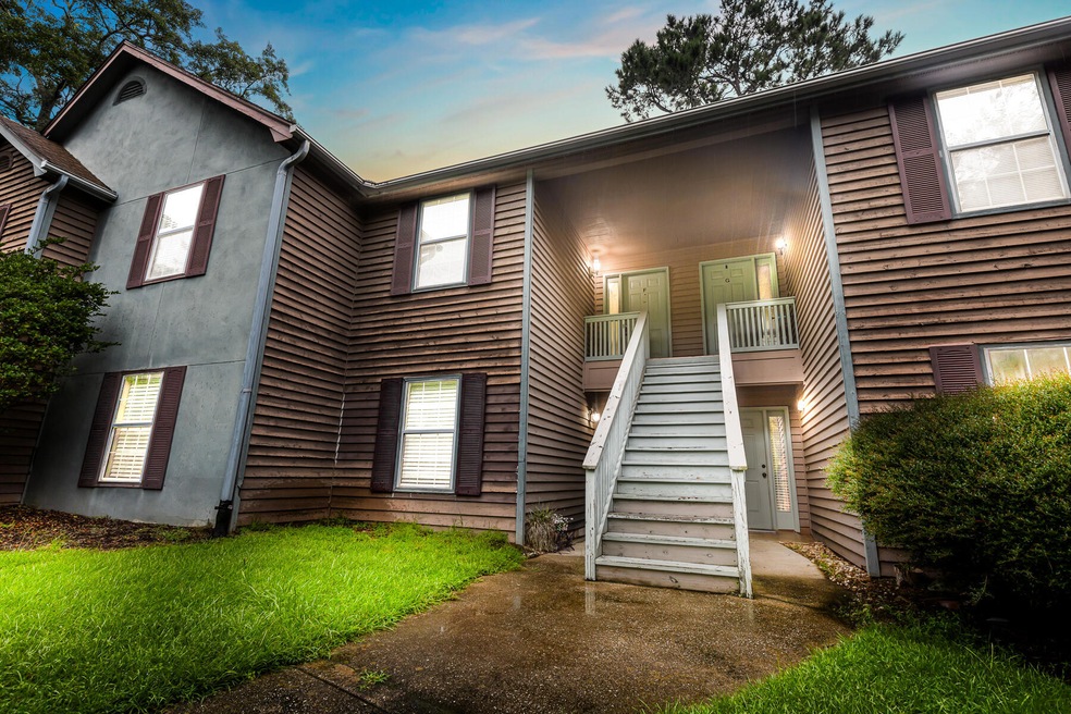 7920 Parklane Ct unit 606 F, North Charleston, SC 29418 - photo 1