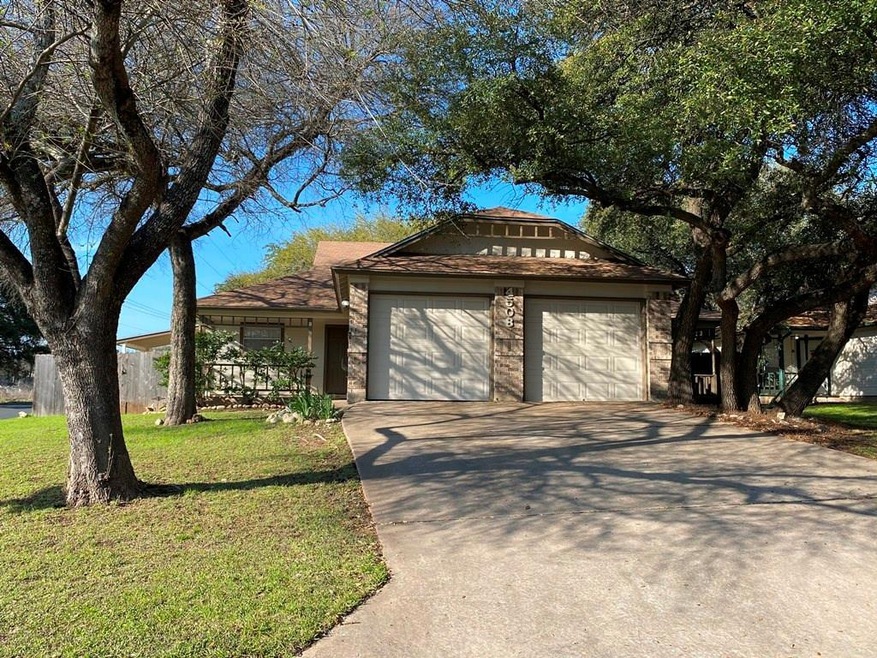 4508 Dorsett Oaks Cir unit B, Austin, TX 78727 - photo 1