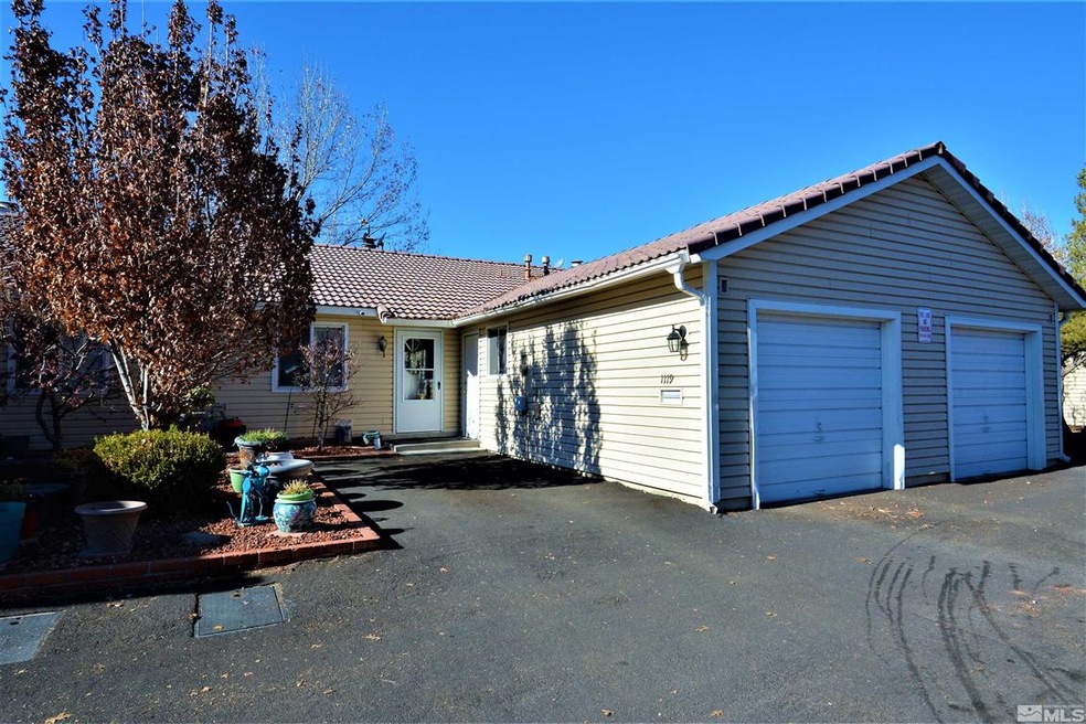 1119 Bradley Square, Sparks, NV 89434 - photo 1