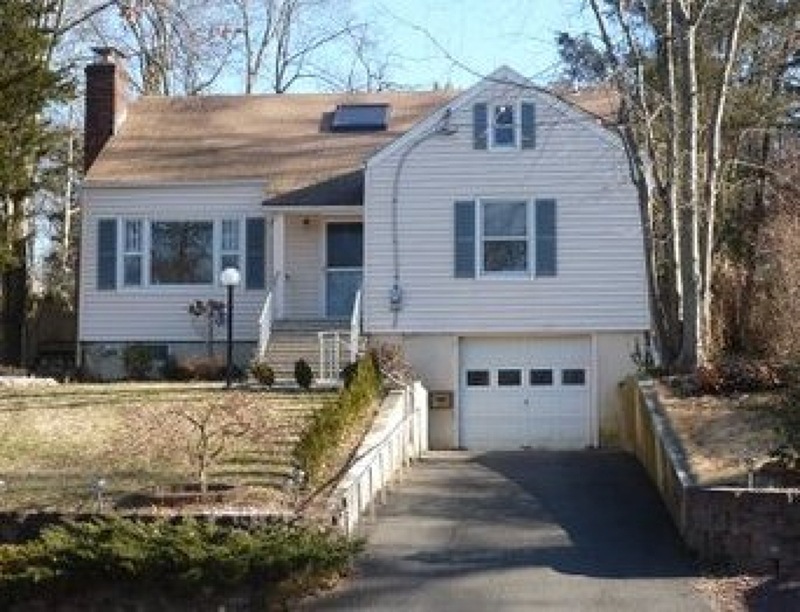 22 Sycamore Ave, Livingston, NJ 07039 - photo 1