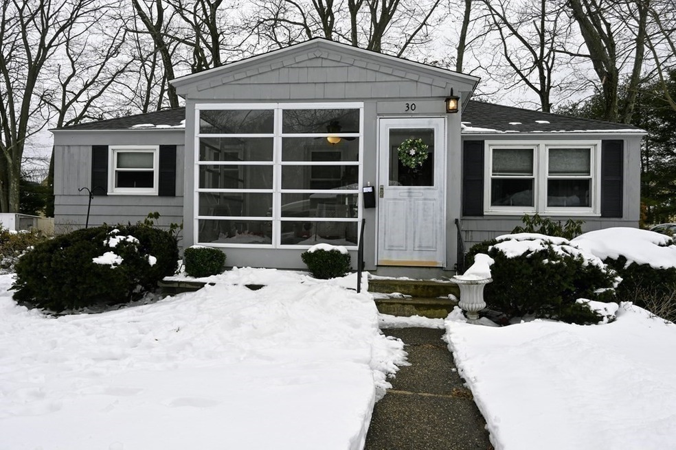 30 Knowles Rd, Worcester, MA 01602 - photo 1