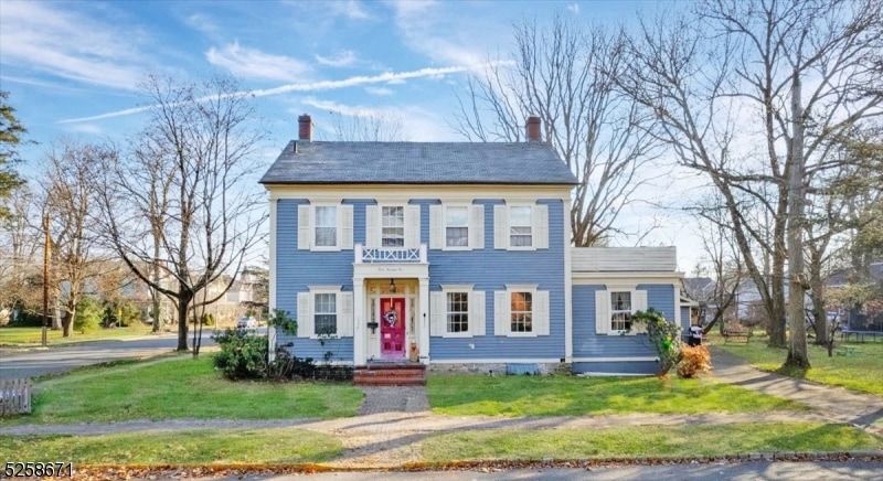 301 Hardwick St, Belvidere, NJ 07823 - photo 1