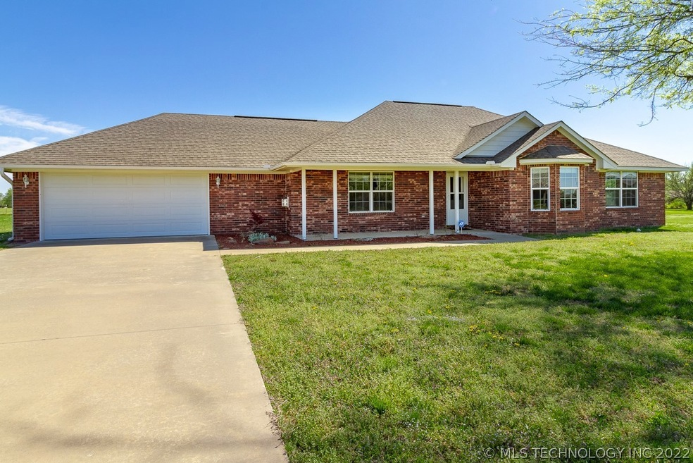 403 E Jean Pierre, Chouteau, OK 74337 - photo 1