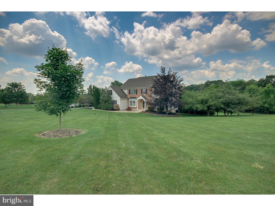 3960 Fountain Cir, Fountainville, PA 18923 - photo 1