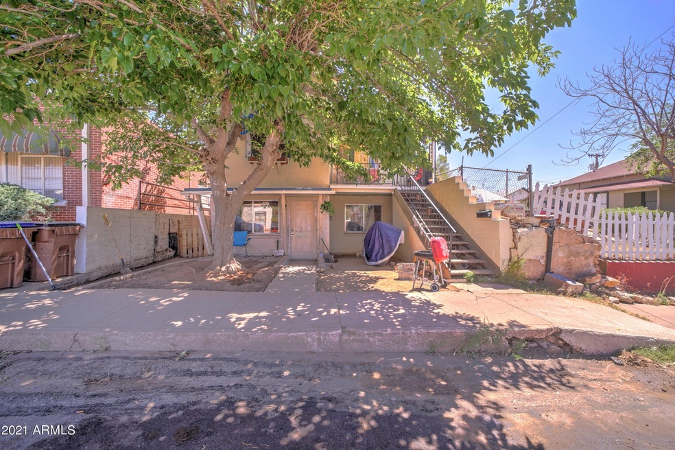 263 S Sutherland St-1