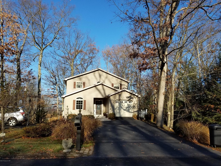 272 Four Seasons Dr, Drums, PA 18222 - photo 1