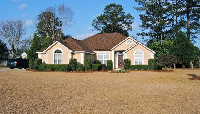 209 Belton Dr, Dothan, AL 36305 - photo 1