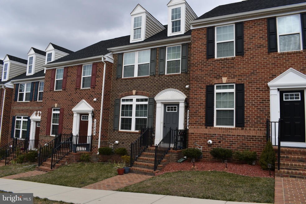 22886 Glacier Lily Dr, Clarksburg, MD 20871 - photo 1