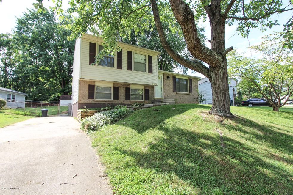 8816 Old Ironsides Dr, Louisville, KY 40228 - photo 1