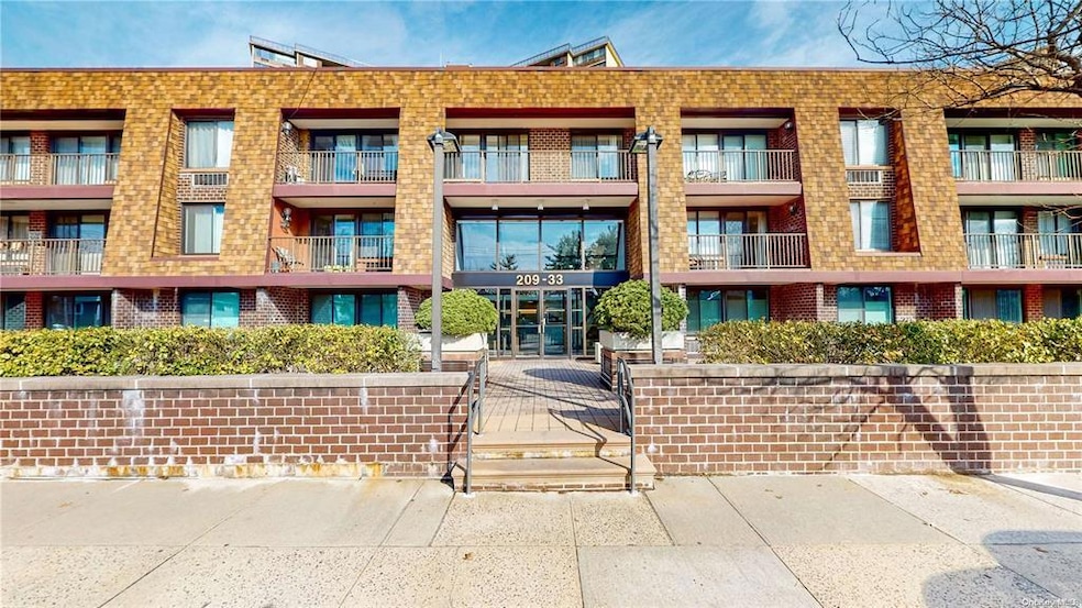 Sold $578,000 • Co-Listing Agent