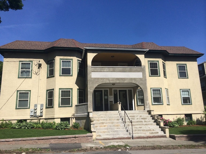 203 Hammond St unit 203, Waltham, MA 02451 - photo 1