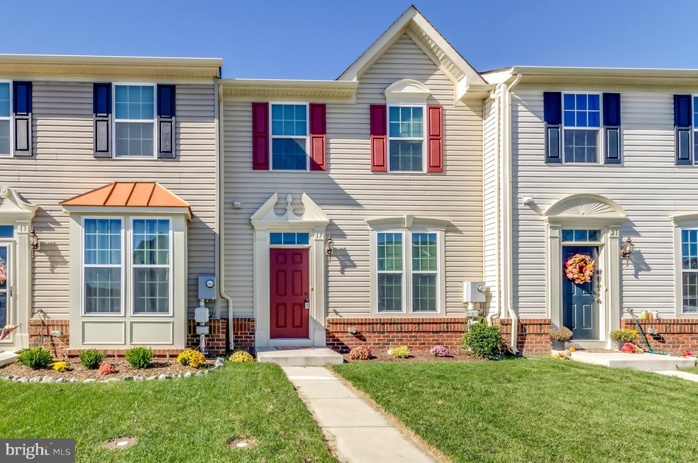 17 Erie Place, Falling Waters, WV 25419 - photo 1