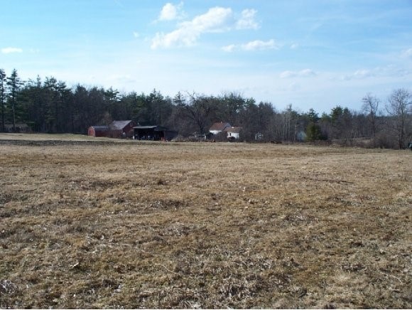 62 Perkins Rd, Londonderry, NH 03053 - photo 1