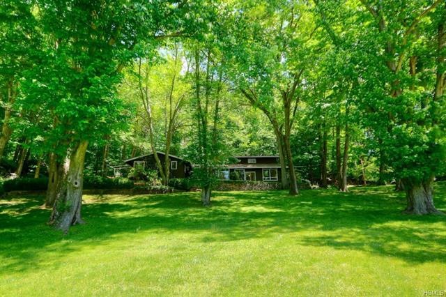 1 Tatomuck Rd, Pound Ridge, NY 10576 - photo 1
