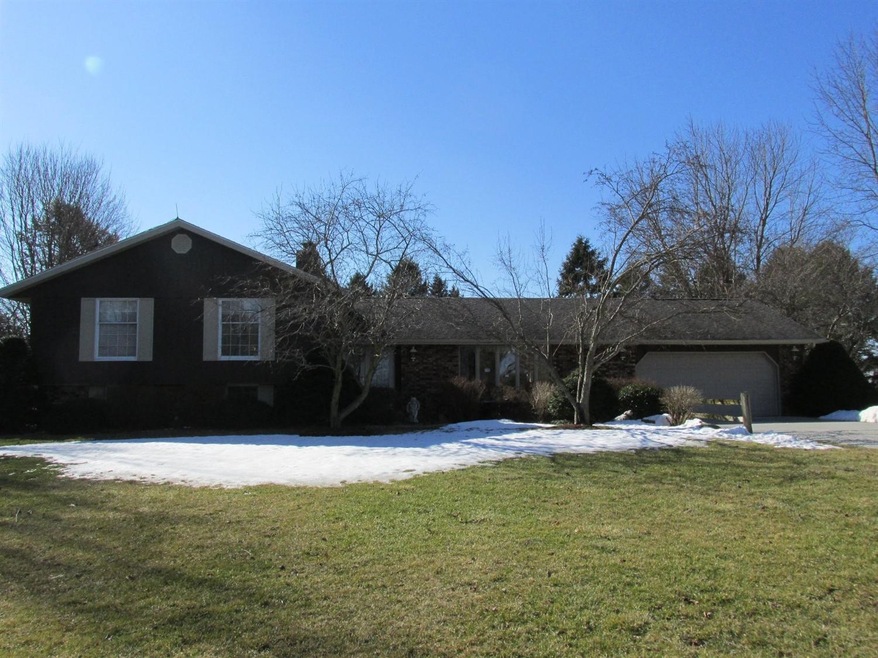 3188 E 300 S, La Porte, IN 46350 - photo 1