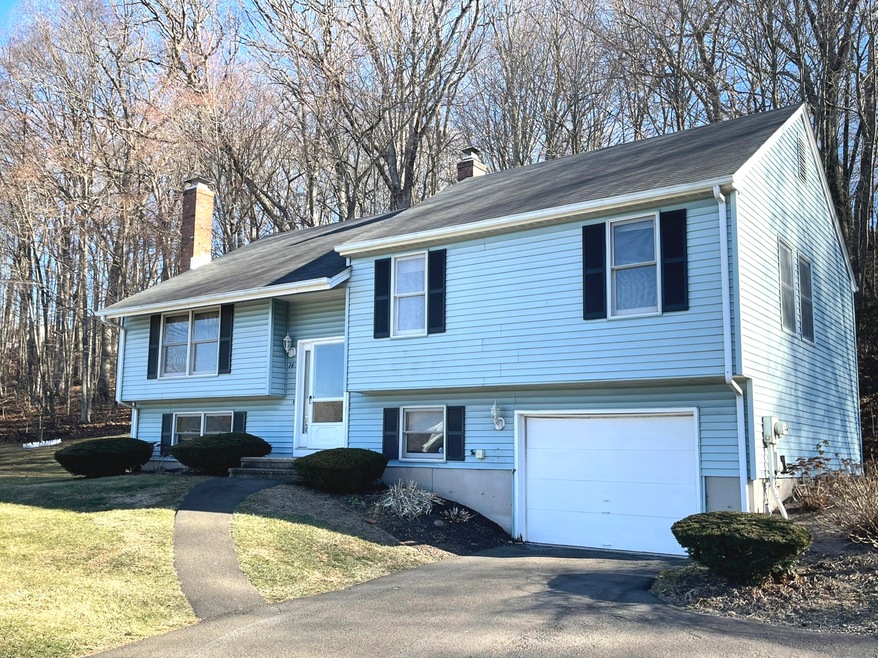 14 Valley View Ct, Hamden, CT 06518 - photo 1